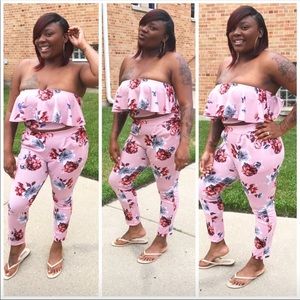 Two piece flower set